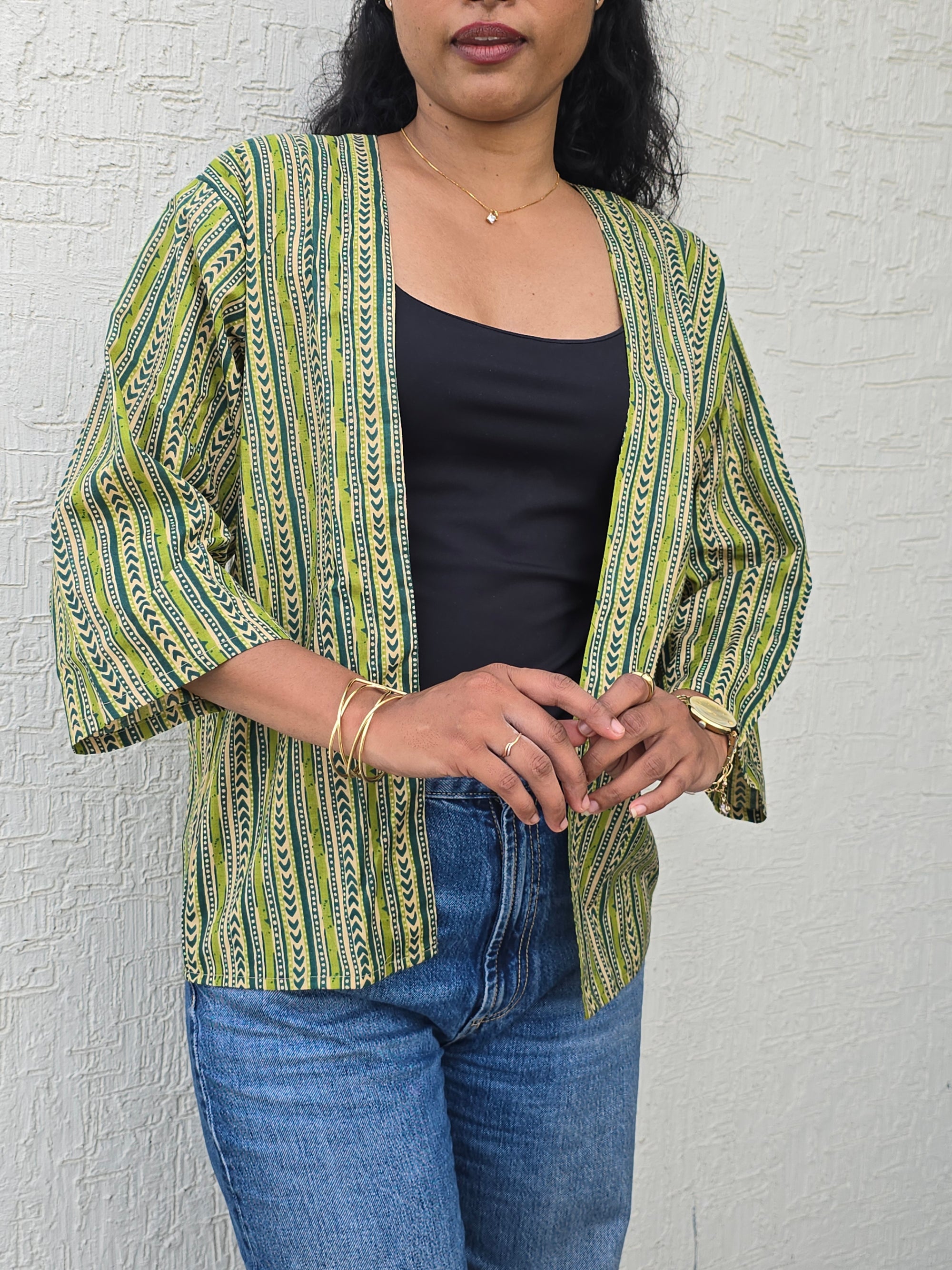 Classic Mid-Length Shrug – Green-blue Printed