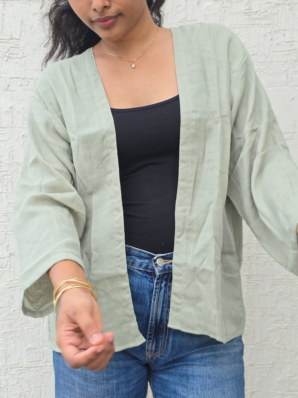 Soft sage green - Classic Mid-Length Shrug