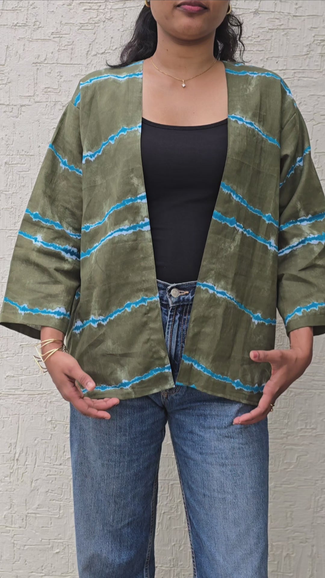 Olive Wave - Classic Mid-Length Shrug