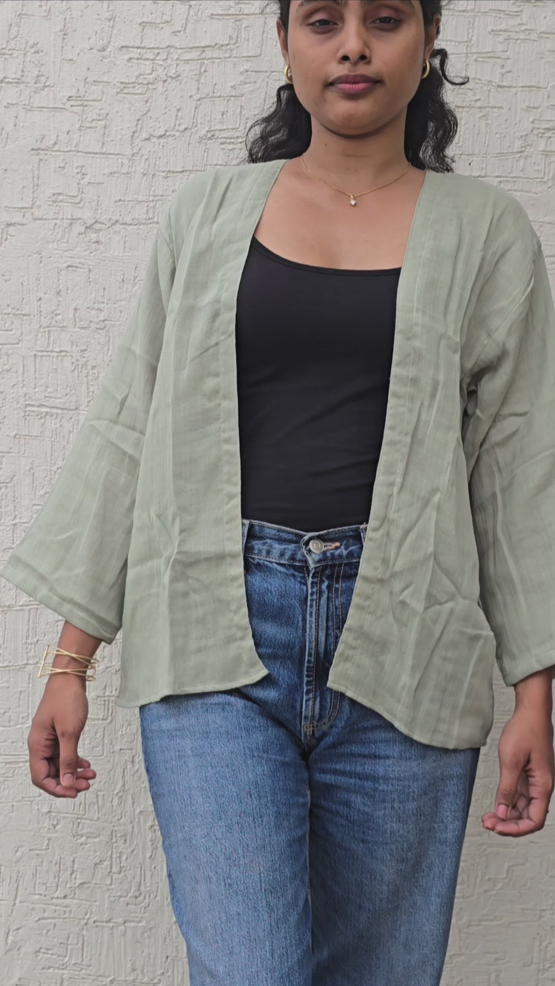 Soft sage green - Classic Mid-Length Shrug